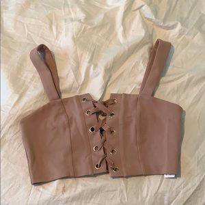 Crop top